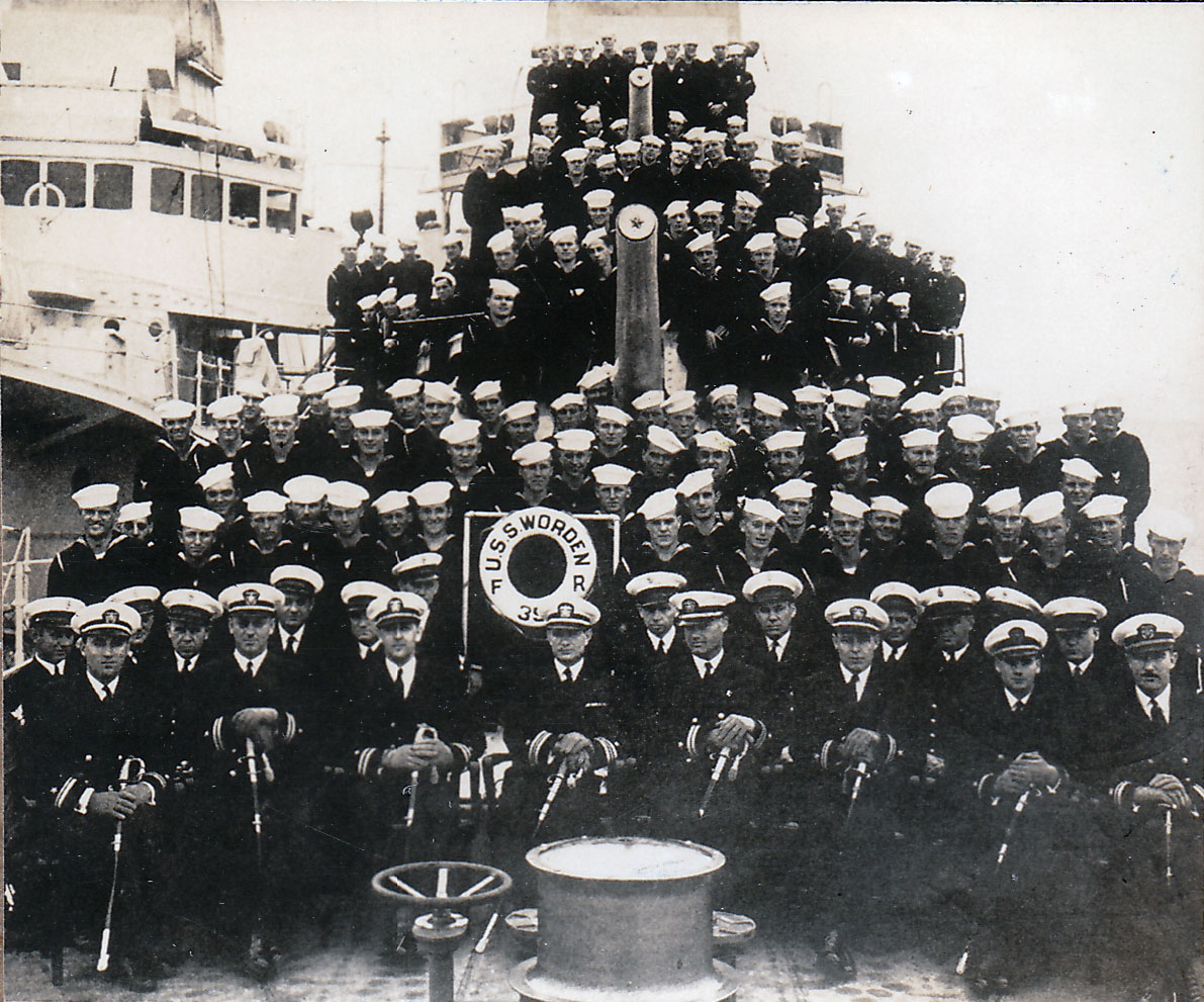 Crew photo, probably late 1939