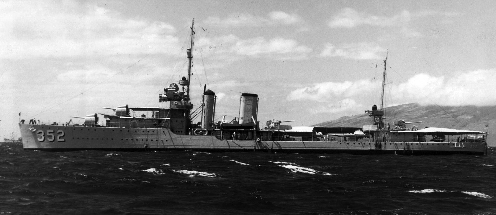USS Worden (DD 352) in late 1930s